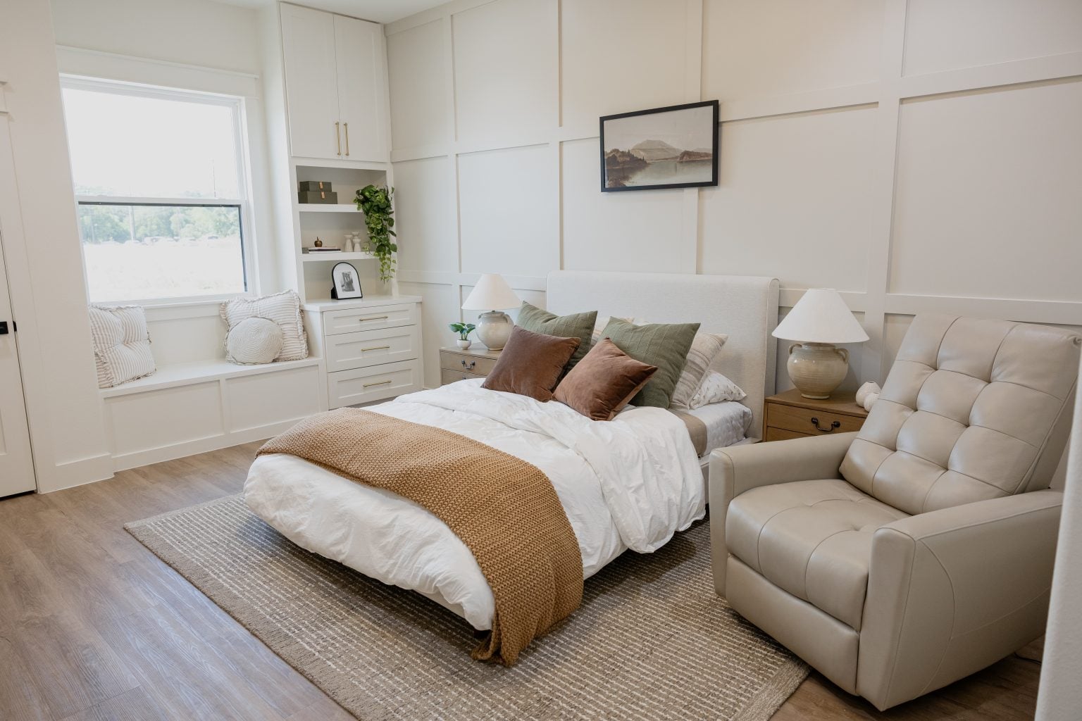 Luxurious lounge area with leather sofa and olive tree